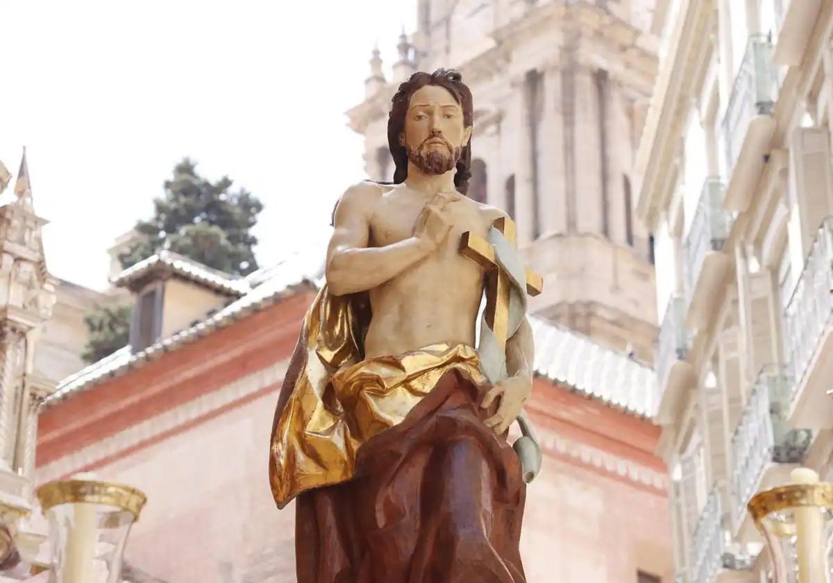 El Cristo Resucitado, con la Catedral de fondo, la pasada Semana Santa.