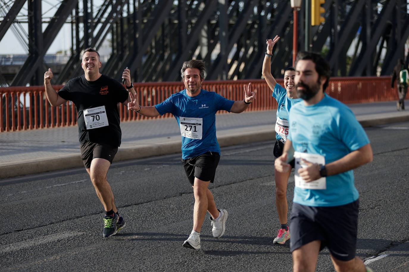 Las mejores fotos de la Mini Maratón de la Peña El Bastón 2024