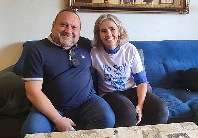 Dos meses de experiencia. Lola Luque y Eduardo Pérez tienen un hijo de 21 años y, desde hace dos meses, son familia colaboradora de un marroquí de 16 años.