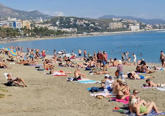 La temporada alta de playas en Málaga se amplía a ocho meses