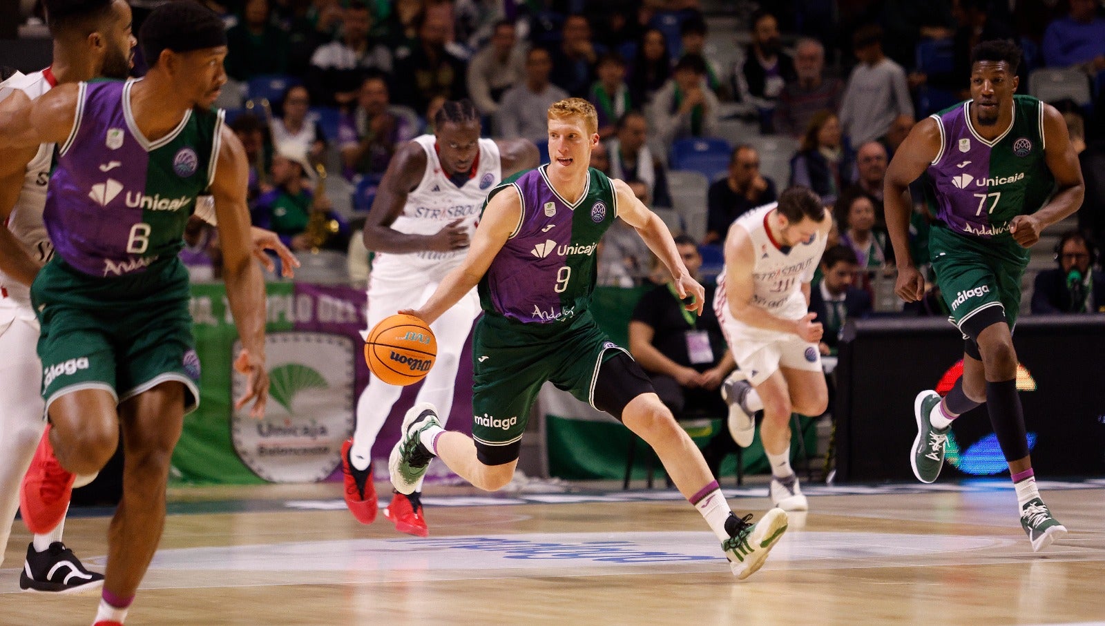 Las mejores imágenes del Unicaja-SIG Basket Estrasburgo