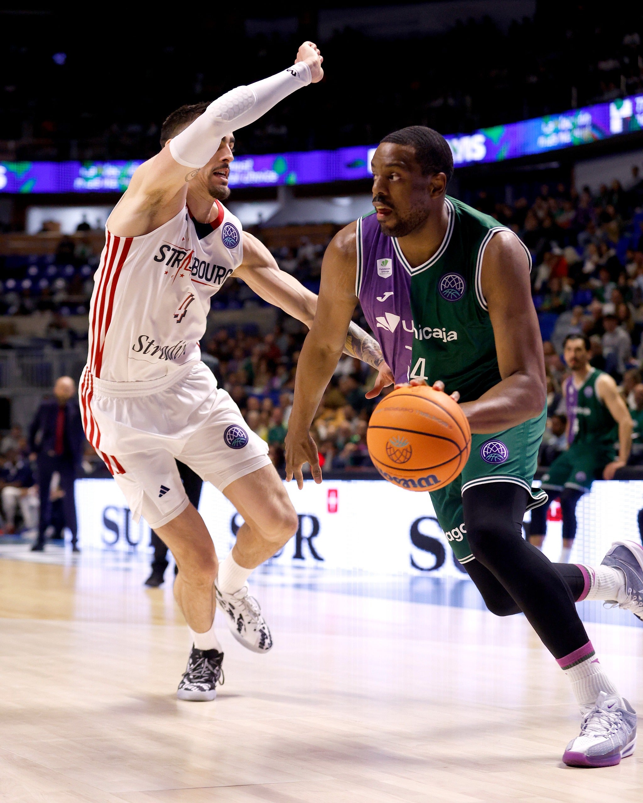 Las mejores imágenes del Unicaja-SIG Basket Estrasburgo