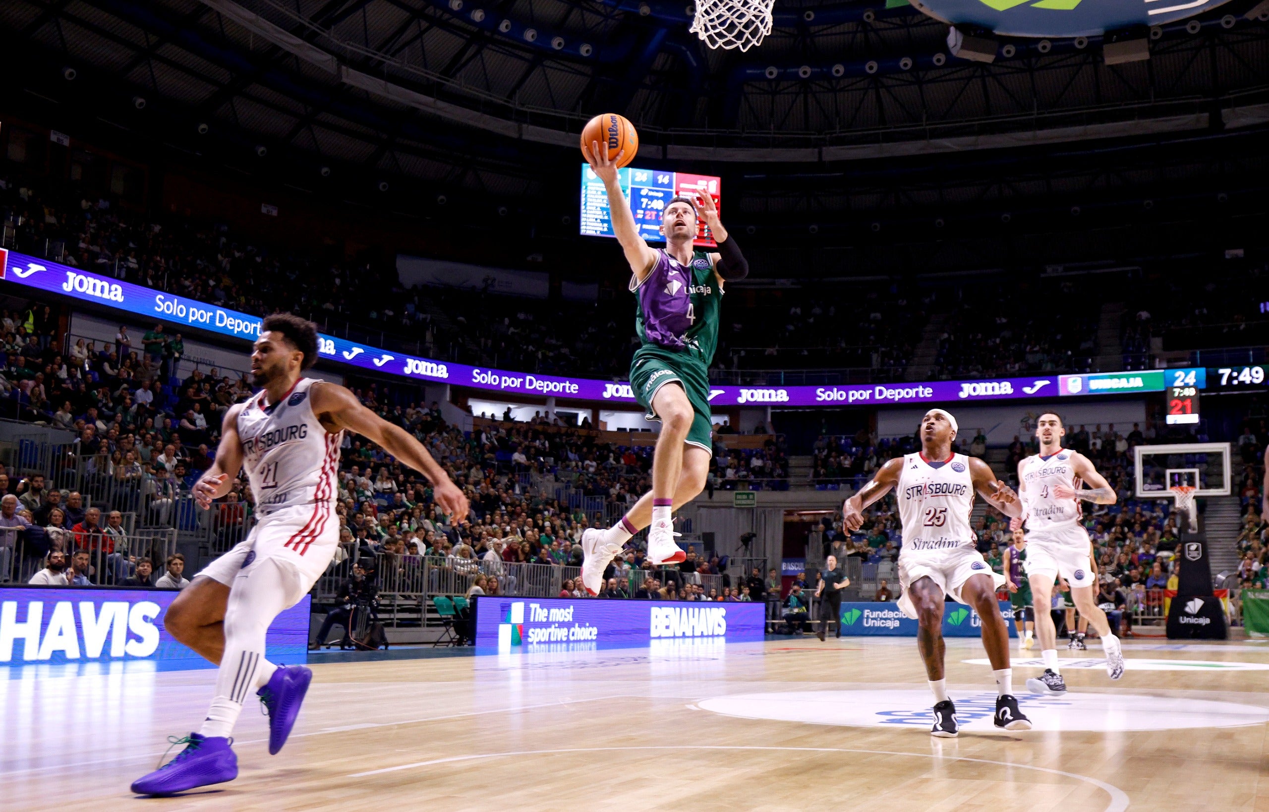 Las mejores imágenes del Unicaja-SIG Basket Estrasburgo