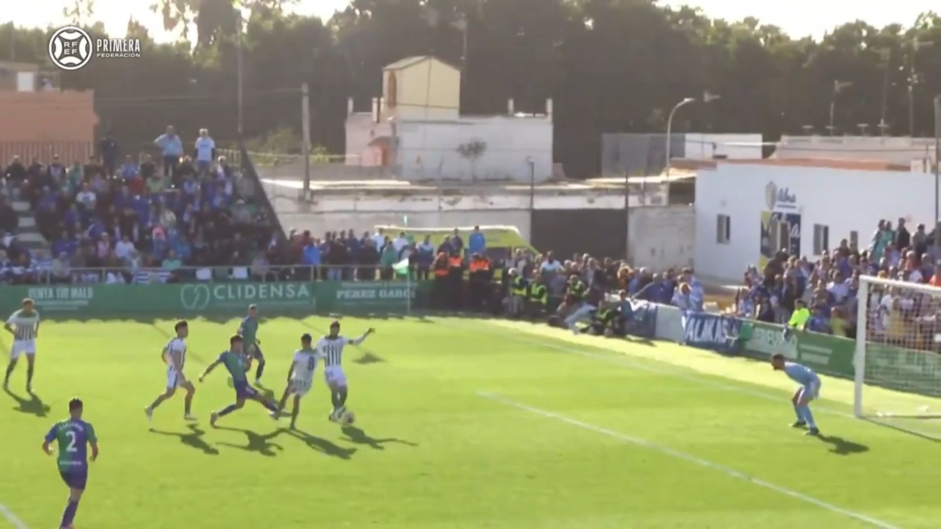 Vídeo resumen del Sanluqueño-Málaga y el penalti no pitado sobre Avilés