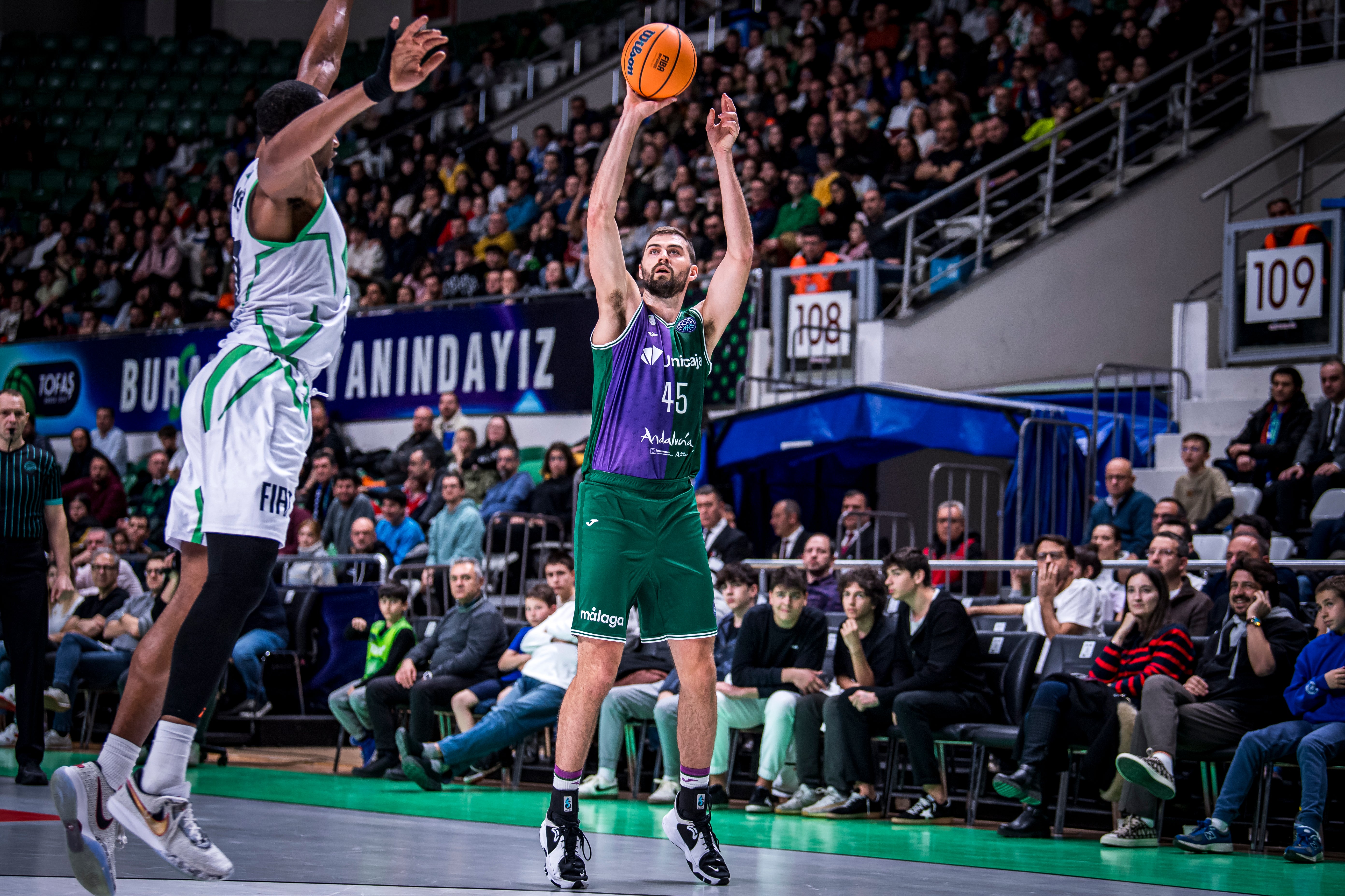 El Tofas Bursa-Unicaja, en imágenes