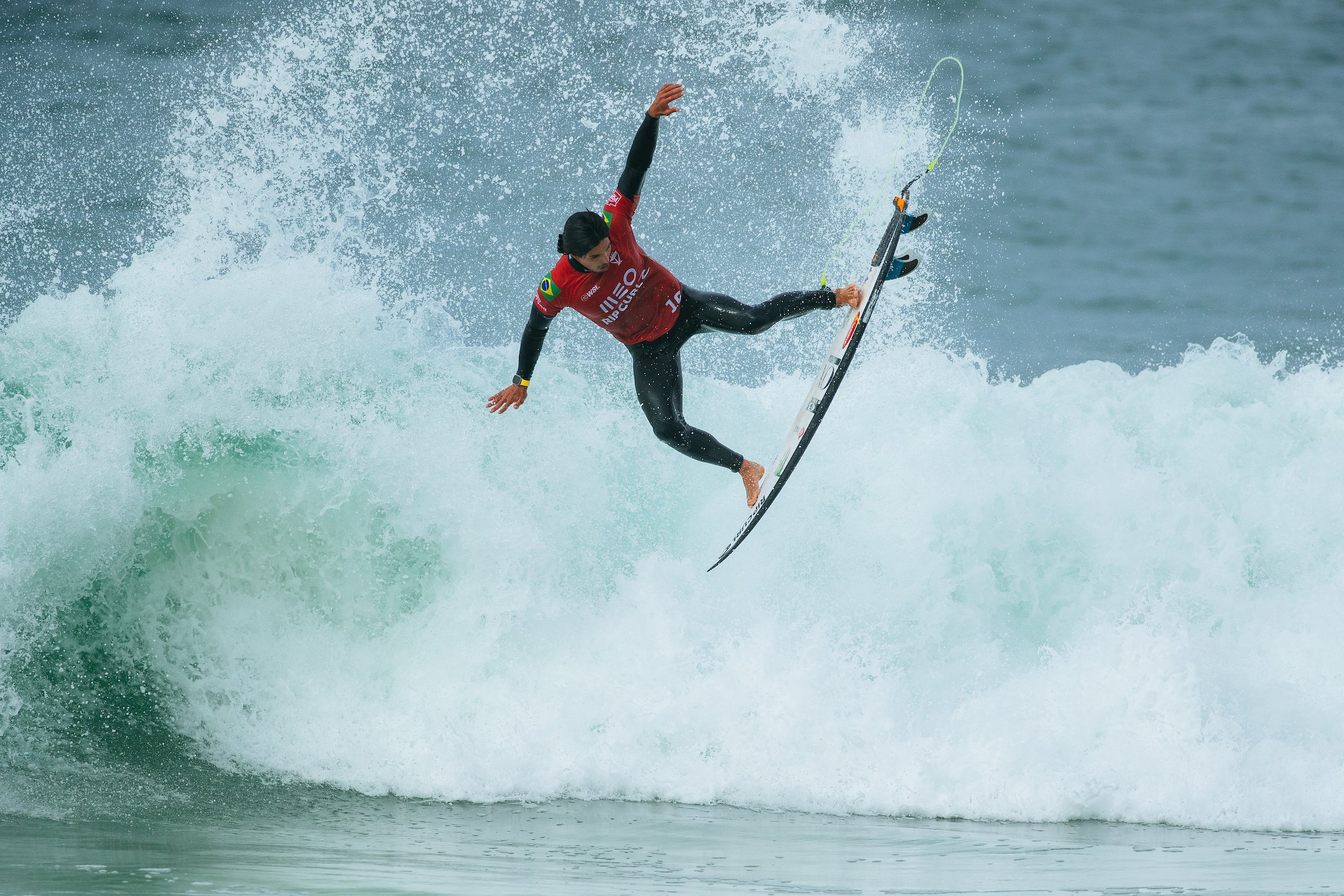 Griffin Colapinto y Johanne Defay logran la victoria en MEO Rip Curl Pro Portugal