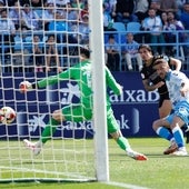 El Málaga cumple y se mete hasta en la lucha por el liderato con un triunfo dedicado a Dioni (1-0)