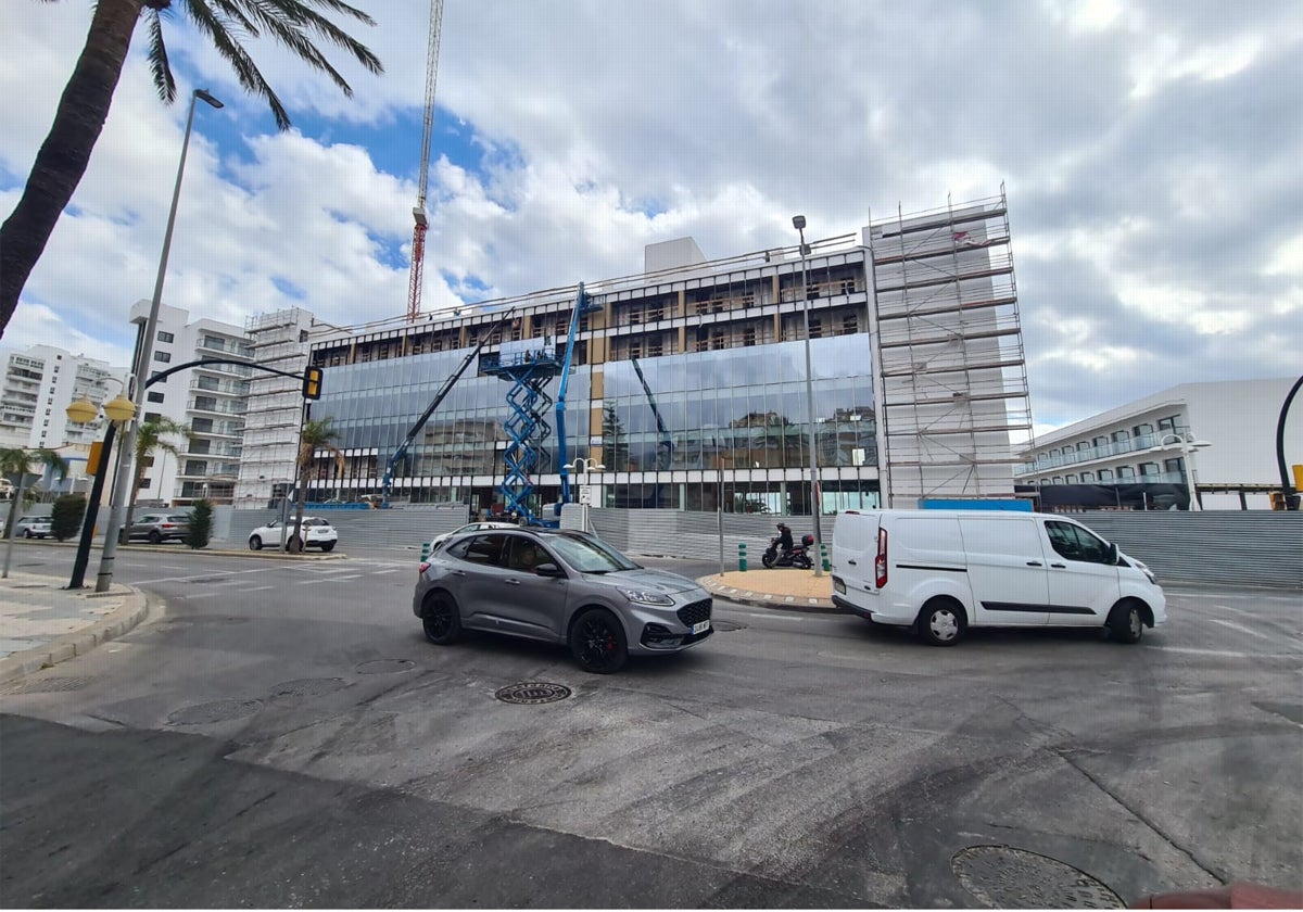 Vista del estado de las obras en el Hotel Tritón, en Benalmádena Costa.