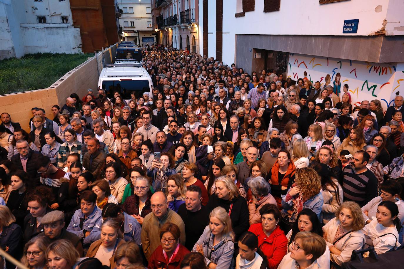 Las mejores fotos de la Misa del Alba y del traslado del Cautivo 2024