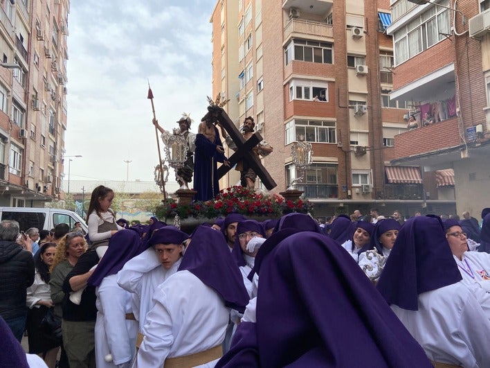 Directo | Málaga vive un intenso Sábado de Pasión de traslados en Málaga