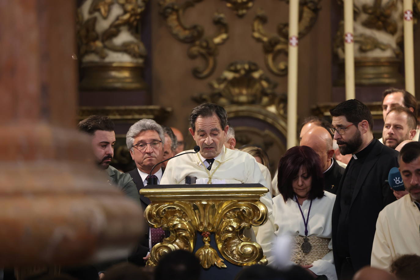 Lágrimas y Favores no sale este Domingo de Ramos