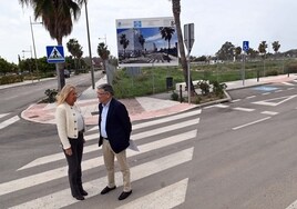 La alcaldesa, Ángeles Muñoz y el teniente alcalde, Javier García, presentaron ayer la iniciativa.