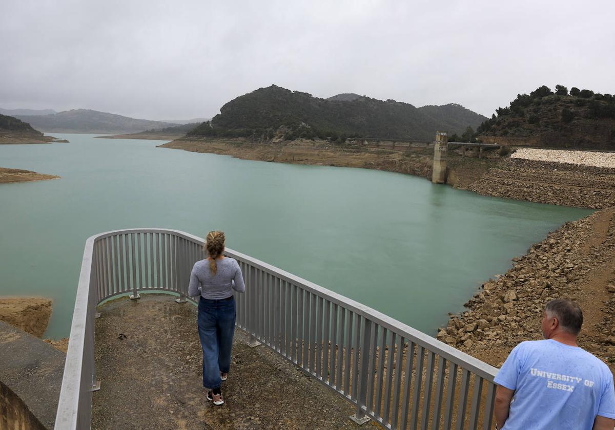 El embalse de Guadalteba este pasado fin de semana.