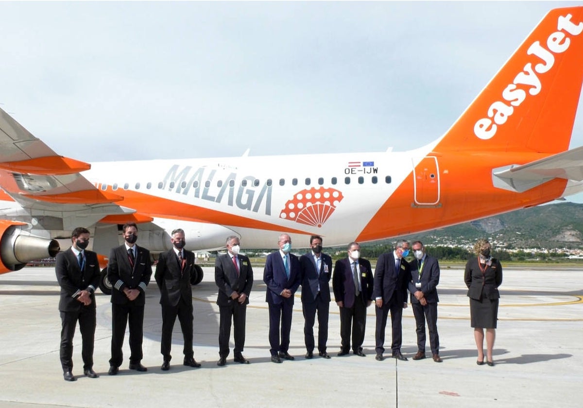 Momento de la inauguración de la base temporal de operaciones de Easyjet en 2021.