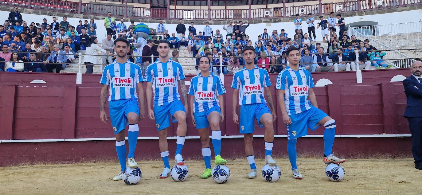 Presentación de la camiseta del Málaga para su 120 aniversario