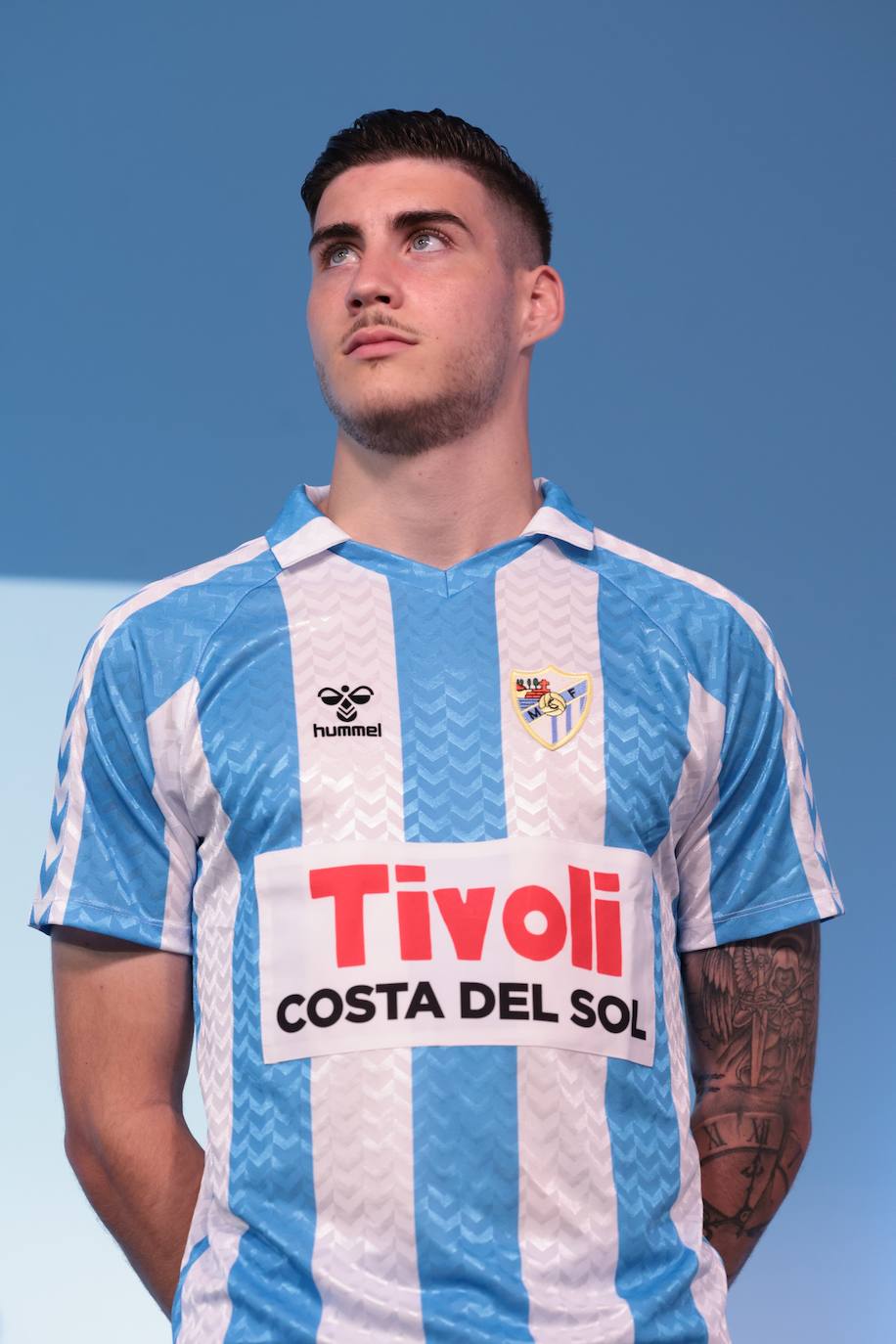 Presentación de la camiseta del Málaga para su 120 aniversario