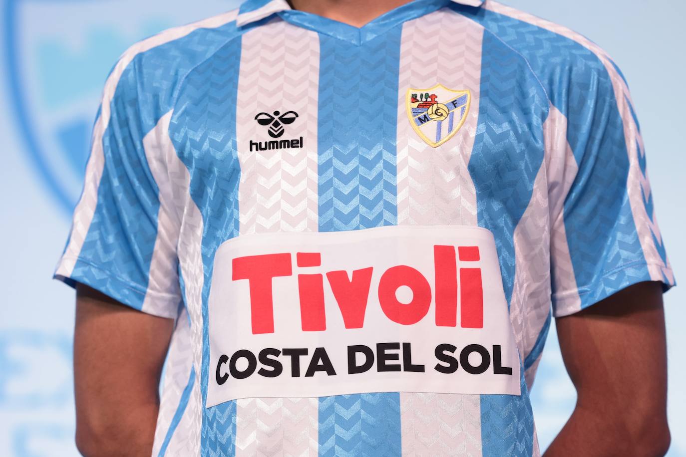 Presentación de la camiseta del Málaga para su 120 aniversario