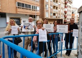 De izda. a dcha: Araceli Caracuel, Francisco Estévez, Maribel Bascuñana, Teresa Gutiérrez, Virginia Robles y Javier Merino