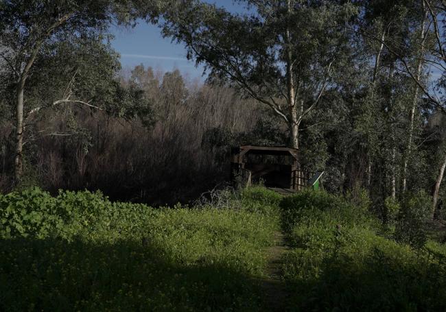 En algunos puntos el río tiene puentes para pasar al otro lado