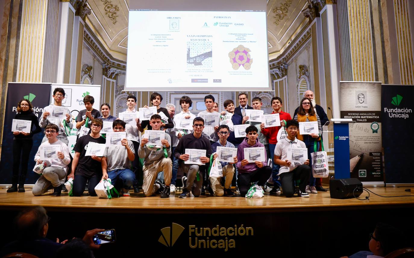 La Olimpiada Matemática Thales junior, para alumnos de segundo de la ESO, alcanza su XXXIX edición. A esta competición se presentaron unos 500 estudiantes de toda la provincia. El comité organizador ha premiado a 20 estudiantes.