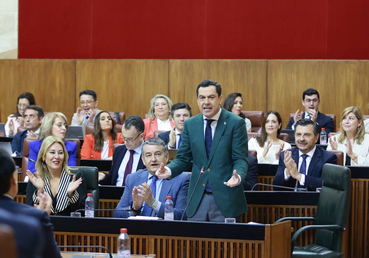 El presidente de la Junta, durante la sesión de control.