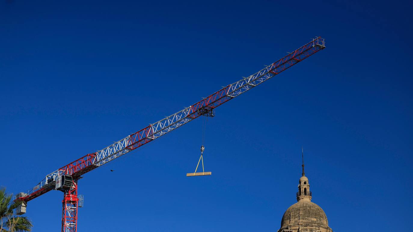 Málaga retoma la obra de su Catedral