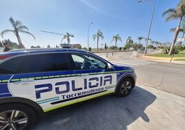 Un vehículo de la Policía Local de Torrremolinos.