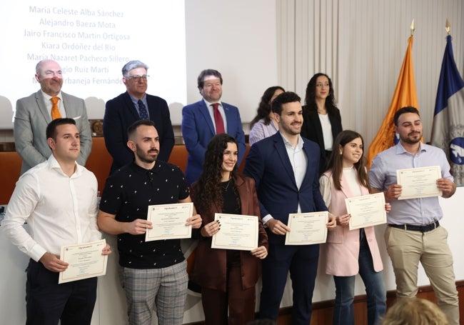 Los 10graduadxs10 del grado en Finanzas y Contabilidad.