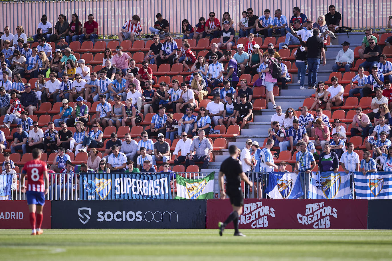 El Atlético de Madrid B- Málaga, en imágenes