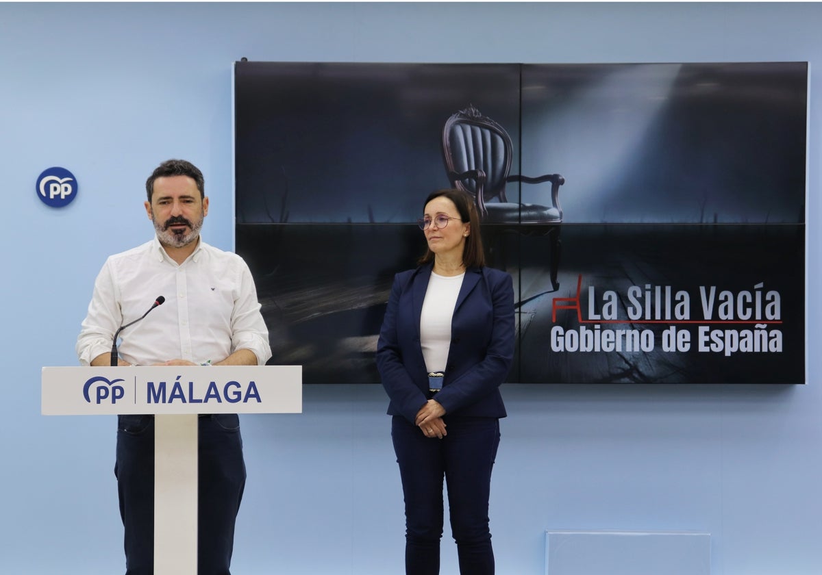 José Ramón Carmona y María del Mar Vázquez, esta mañana.