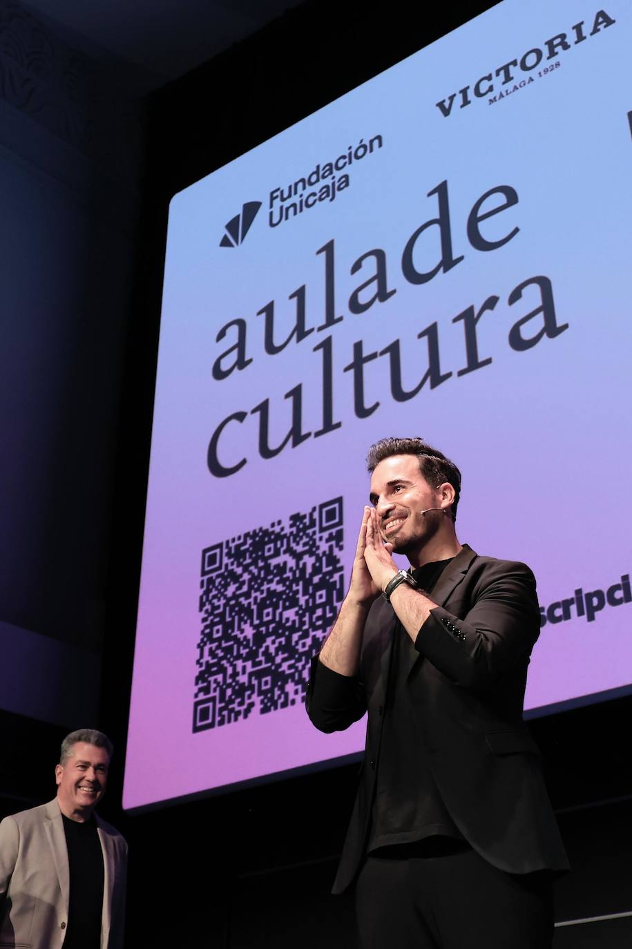 Javier Castillo presenta &#039;La grieta del silencio&#039; en el Aula de Cultura de SUR