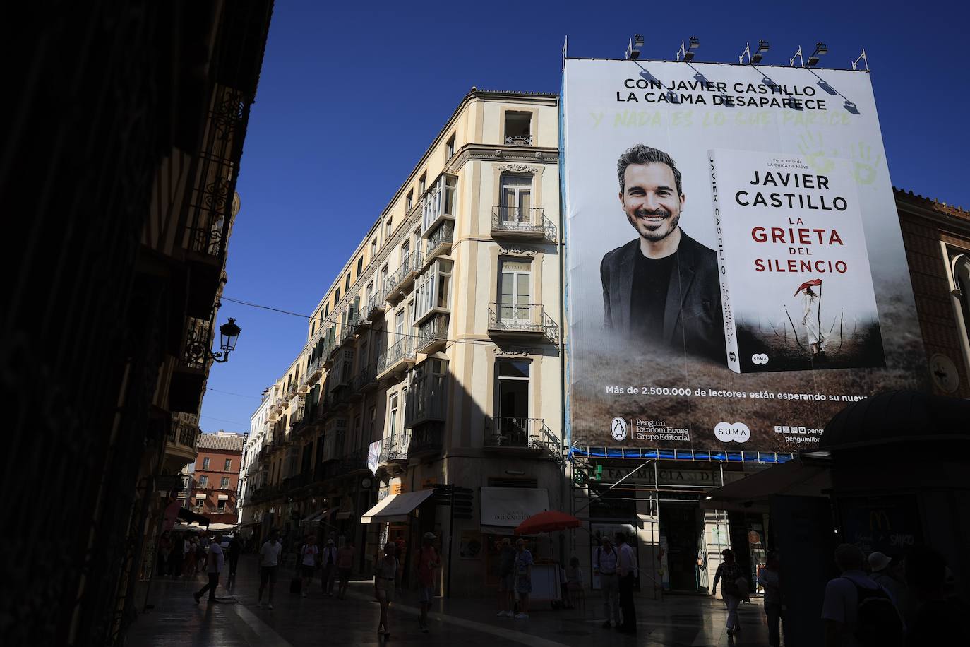 Javier Castillo presenta &#039;La grieta del silencio&#039; en el Aula de Cultura de SUR