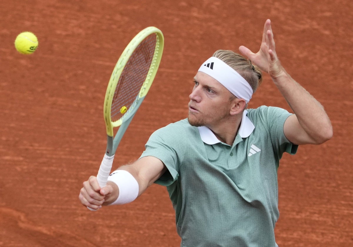 Una volea de revés de Davidovich este jueves en su duelo ante Lajovic.