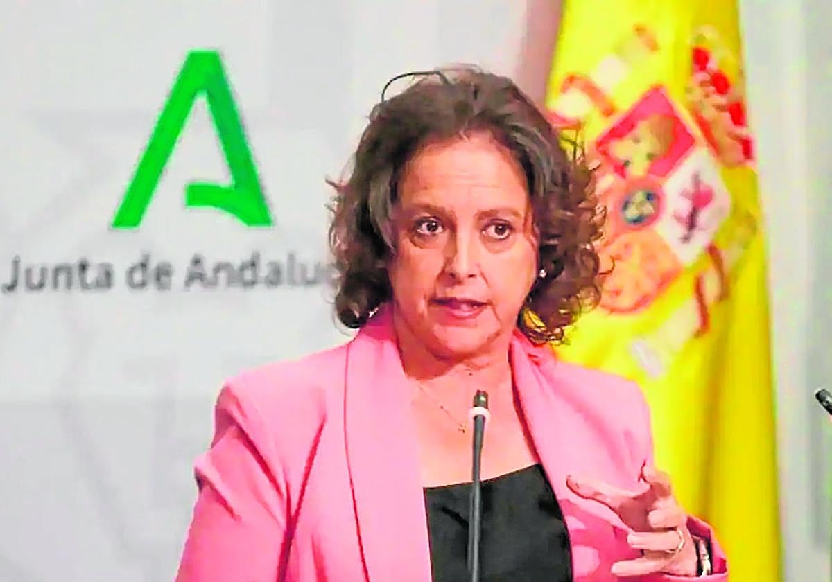 La consejera de Salud, Catalina García, en el Parlamento de Andalucía.