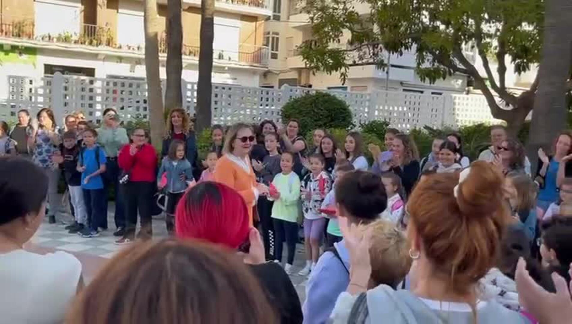 El colegio San Miguel de Nerja despide a 'Beli', la administrativa que se jubila tras 38 años en el mismo puesto