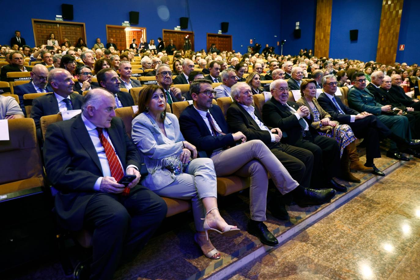 Reconocidos en la gala: Ana María Sánchez Tejeda, primera mujer decana de la Facultad; Guillermina Martín Reyes, primera mujer catedrática de la UMA; Sergio Corral Delgado, director de la Fundación Unicaja; Juan Ignacio Zafra Becerra, director territorial de CaixaBank en Andalucía; Daniel Pastor Vega, promotor de la Fundación «Daniel Pastor»; Antonio Suárez Chamorro, artista plástico, Carolina España Reina, consejera de Economía, Hacienda y Fondos Europeos. Arturo Bernal Bergua. Consejero de Turismo, Cultura y Deporte; Alberto Garzón Espinosa, ha sido ministro de Consumo y coordinador de IU. Isidro Rubiales Gil, consejero delegado de Unicaja Banco; José Manuel Rando Cano, Comisario jefe de Marbella; Rafael Pérez Peña, decano del Cuerpo Consular y es Cónsul de Portugal; Teresa Dabán Sánchez, representante residente del FMI en Nepal; Fernando Hardasmal Barrera, vicepresidente de DEKRA.