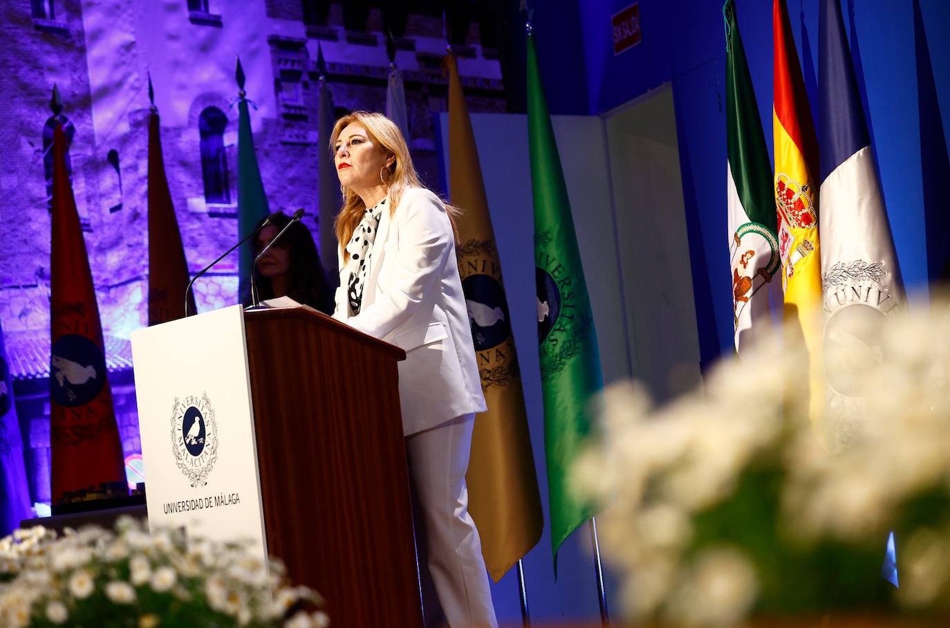 Reconocidos en la gala: Ana María Sánchez Tejeda, primera mujer decana de la Facultad; Guillermina Martín Reyes, primera mujer catedrática de la UMA; Sergio Corral Delgado, director de la Fundación Unicaja; Juan Ignacio Zafra Becerra, director territorial de CaixaBank en Andalucía; Daniel Pastor Vega, promotor de la Fundación «Daniel Pastor»; Antonio Suárez Chamorro, artista plástico, Carolina España Reina, consejera de Economía, Hacienda y Fondos Europeos. Arturo Bernal Bergua. Consejero de Turismo, Cultura y Deporte; Alberto Garzón Espinosa, ha sido ministro de Consumo y coordinador de IU. Isidro Rubiales Gil, consejero delegado de Unicaja Banco; José Manuel Rando Cano, Comisario jefe de Marbella; Rafael Pérez Peña, decano del Cuerpo Consular y es Cónsul de Portugal; Teresa Dabán Sánchez, representante residente del FMI en Nepal; Fernando Hardasmal Barrera, vicepresidente de DEKRA.