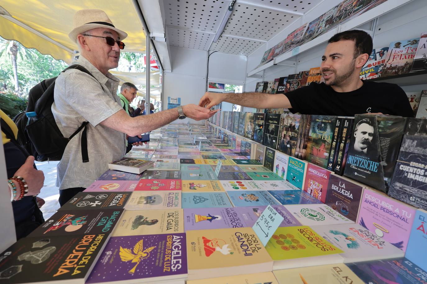 53 edición de la Feria del Libro en el Paseo del Parque