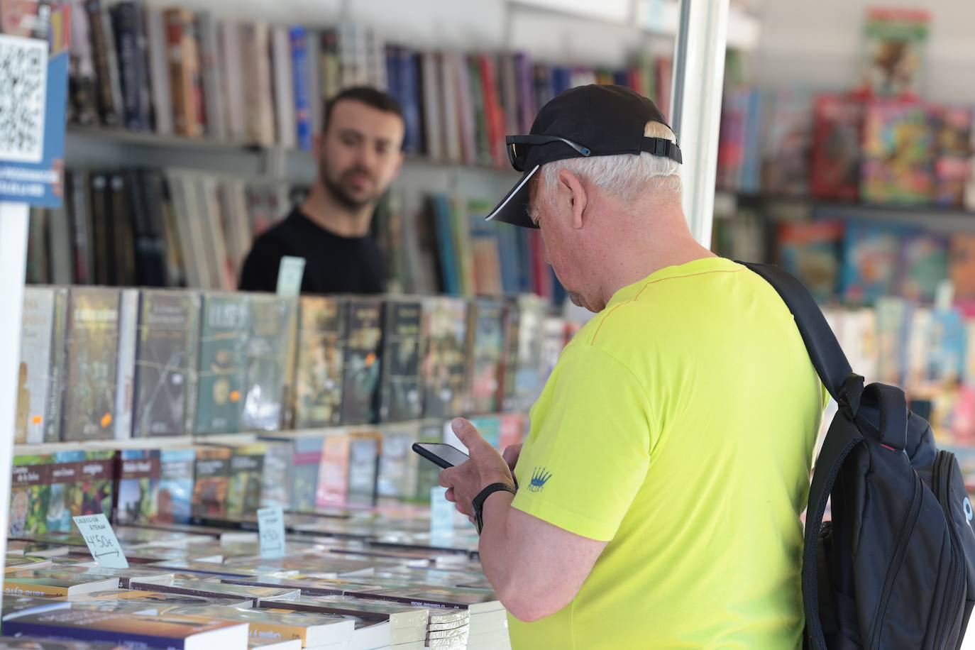 53 edición de la Feria del Libro en el Paseo del Parque