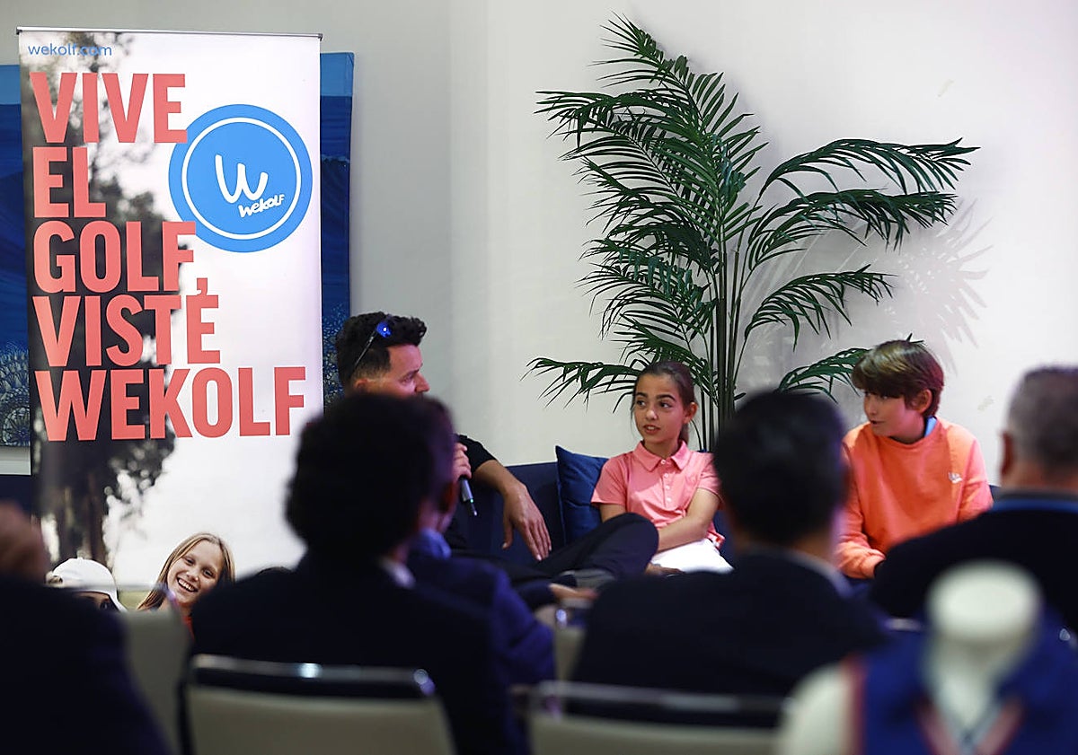 Imagen principal - Eduardo Casasola se encargó de presentar la primera colección de la marca. 