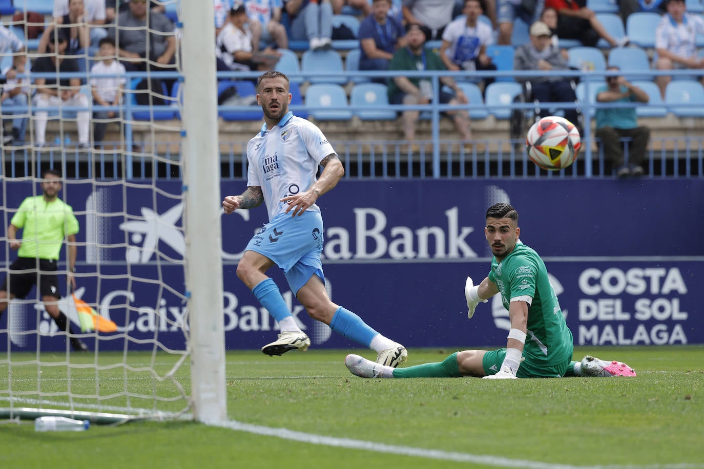 El Málaga-Mérida, en imágenes
