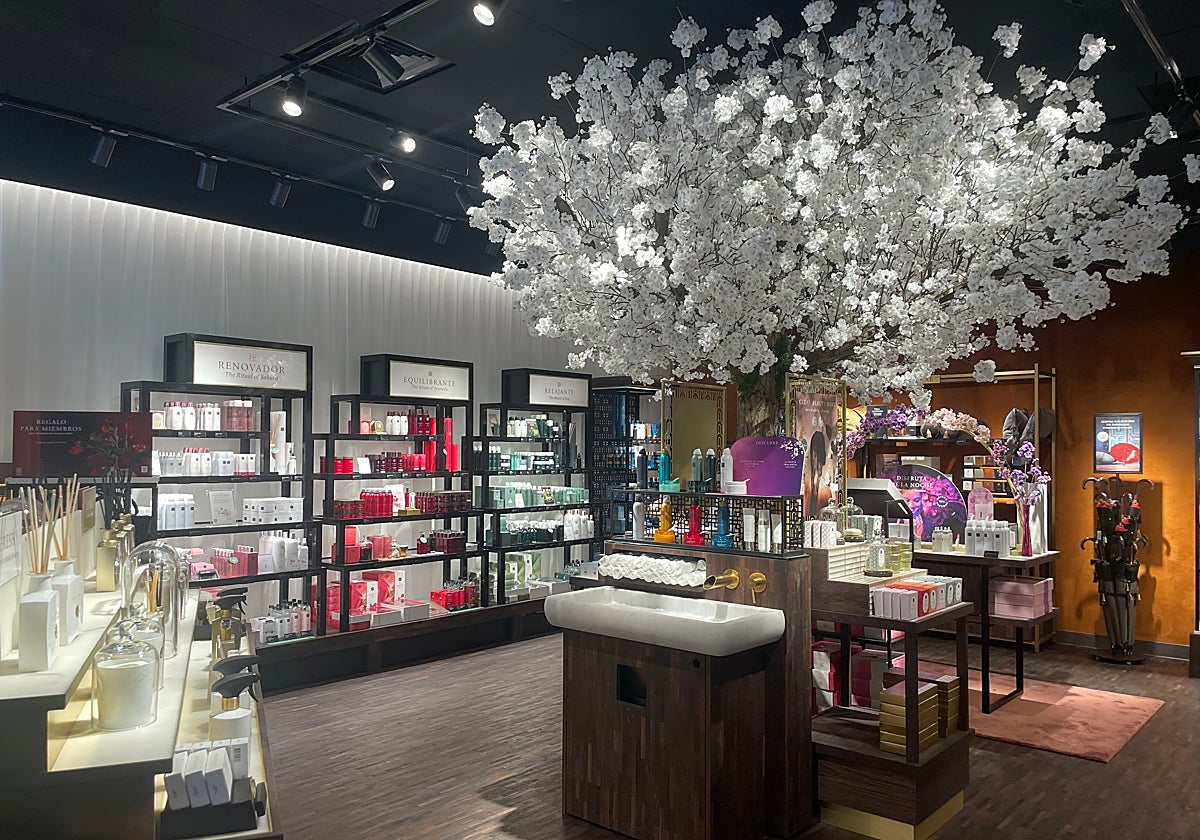 Imagen del nuevo local de la firma de cosmética Rituals en el espacio comercial veleño.