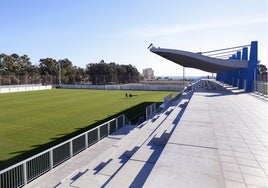 Junto a este campo principal de La Academia, en la parcela que hay a continuación, irá uno de los dos campos que ahora tiene proyectados el Málaga.