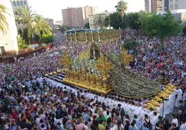 Imagen de archivo de una procesión extraordinaria de la Virgen de la Esperanza.