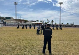 Imagen de una de las unidades de la Policía Nacional desplegadas este miércoles en Vélez-Málaga.