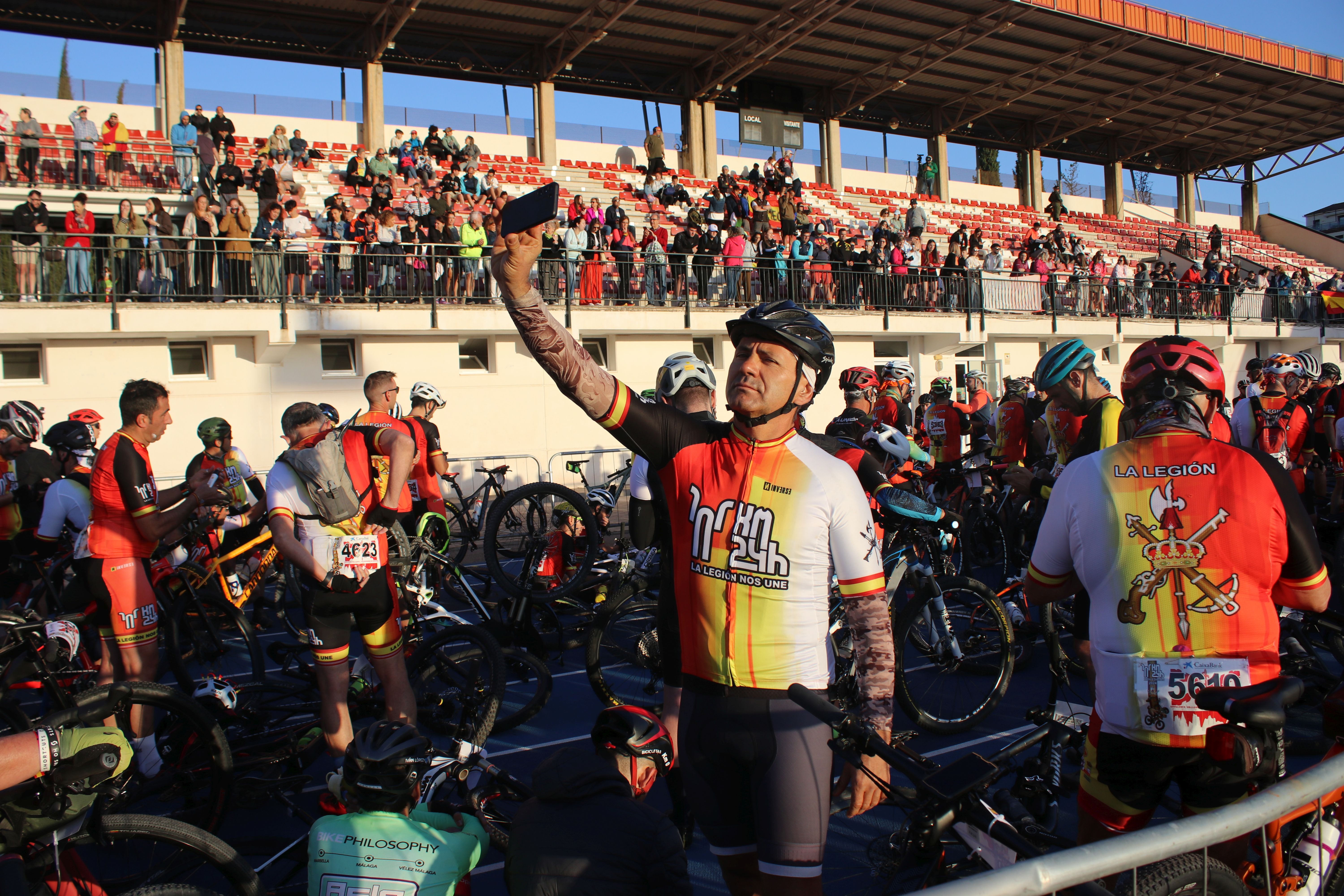 La carrera de los 101 kilómetros de la Legión en Ronda, en imágenes