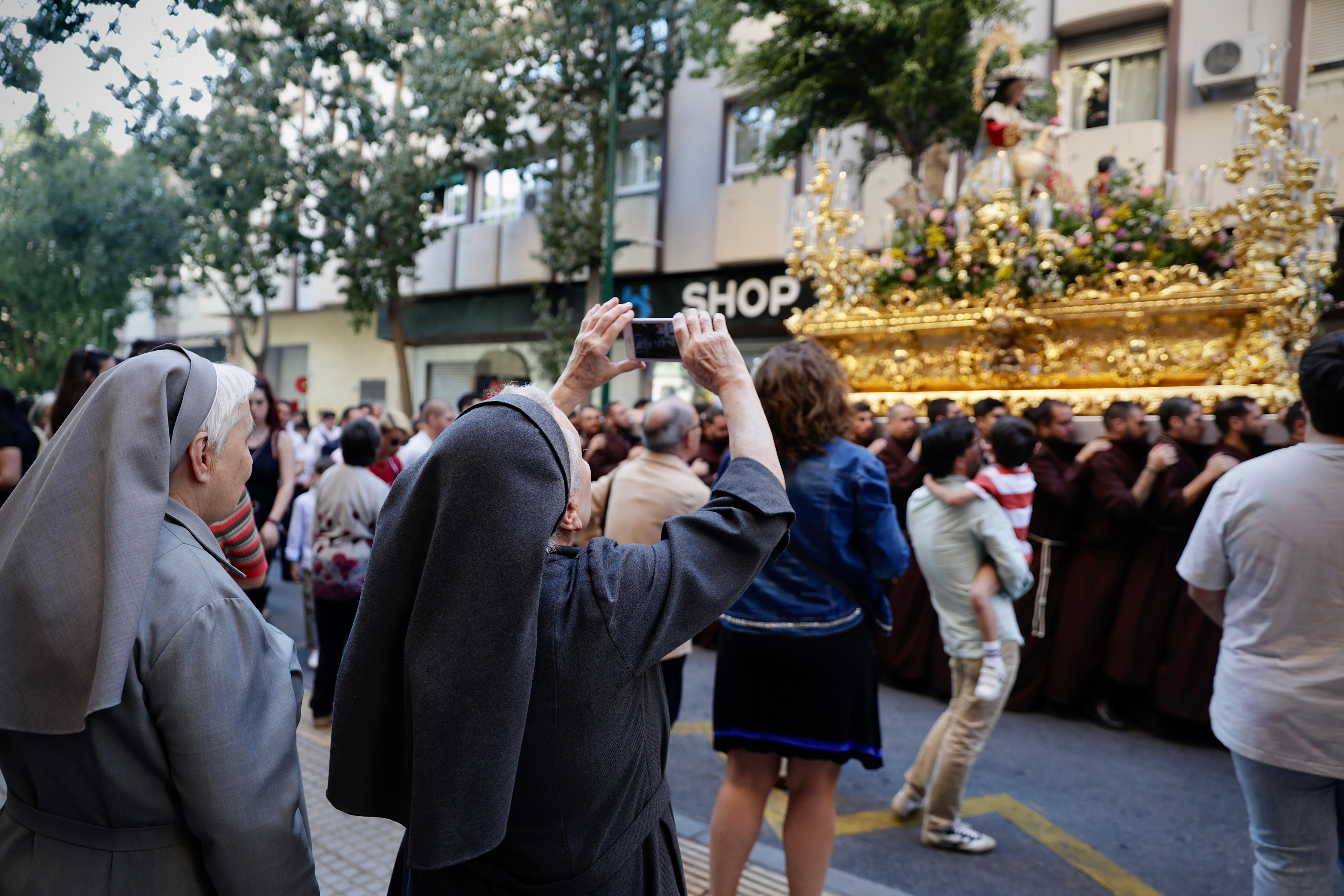 La procesión de la Divina Pastora, en imágenes