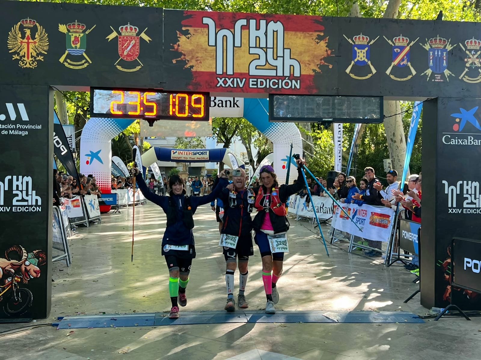 La carrera de los 101 kilómetros de la Legión en Ronda, en imágenes