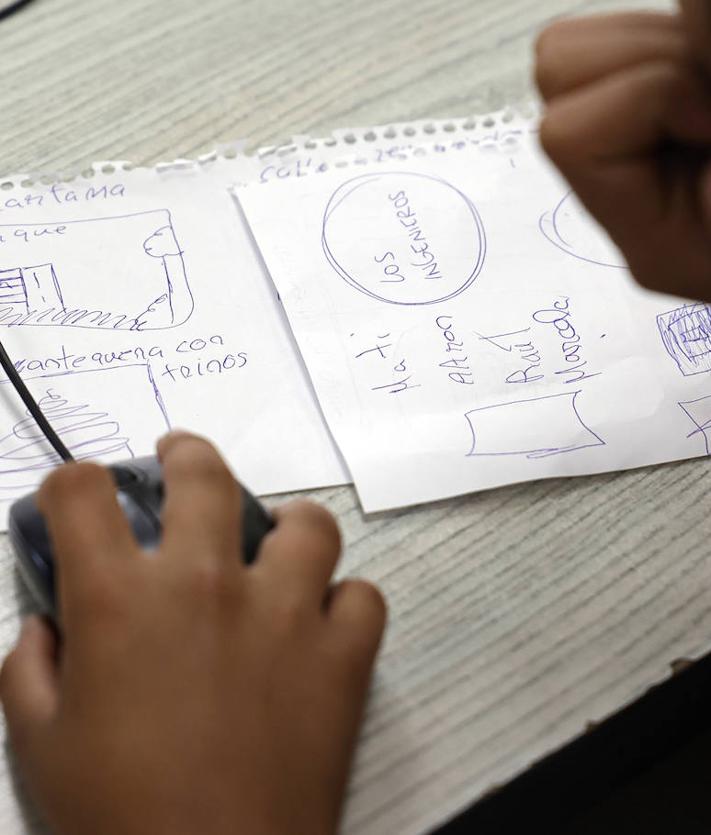 Imagen secundaria 2 - Detalle de los proyectos de algunos de los grupos infantiles participantes.