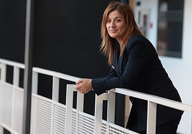 Olga Guerrero, en la Escuela de Ingenierías Industriales, donde imparte clase.